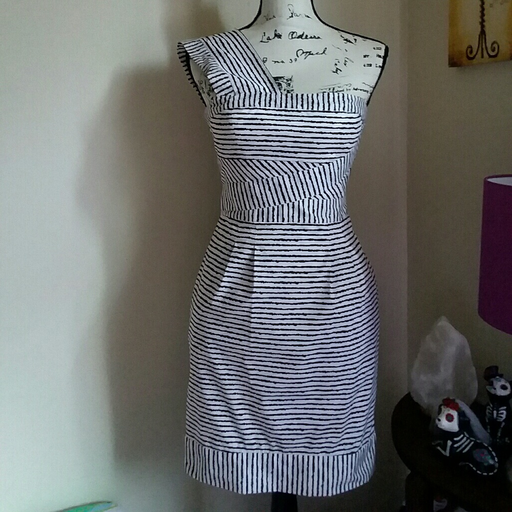 BCBGMAXAZRIA Estella Dress
